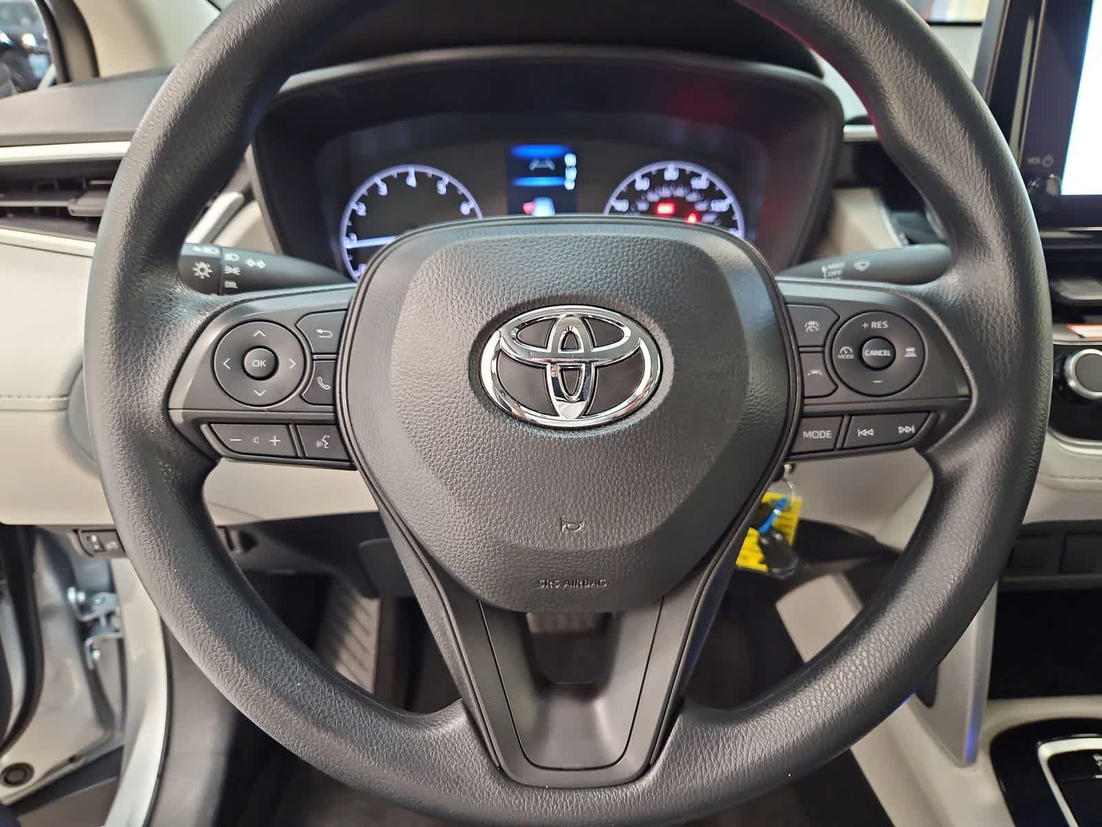 Used 2024 Toyota Corolla Cross L FWD image 8
