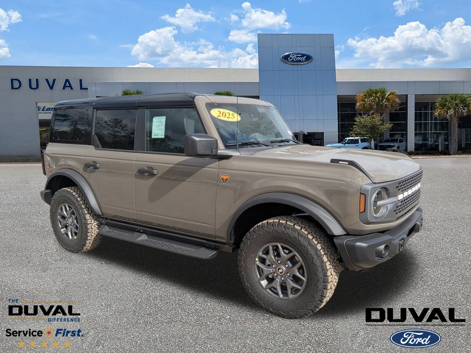 New 2025 Ford Bronco Badlands AWD/4WD image 1