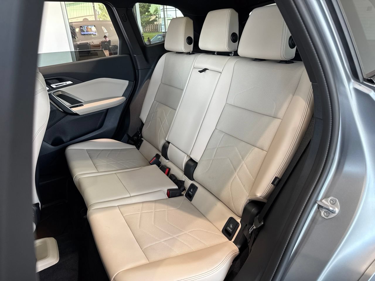 Used 2025 BMW X1 M35i w/ Premium Package AWD/4WD image 38