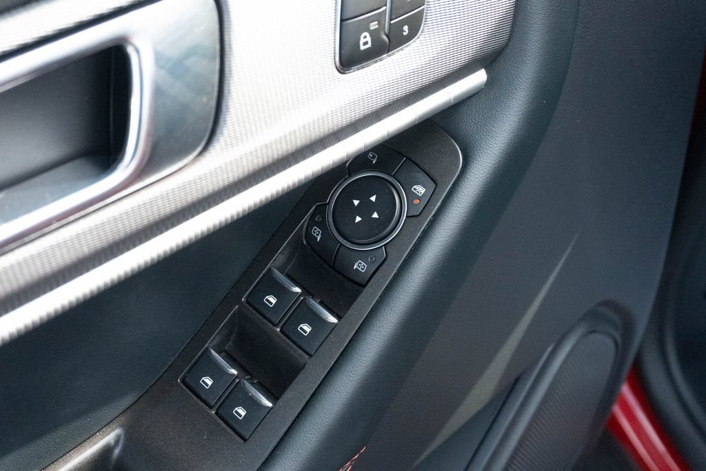 Used 2025 Ford Explorer ST-Line w/ Premium Package RWD image 17