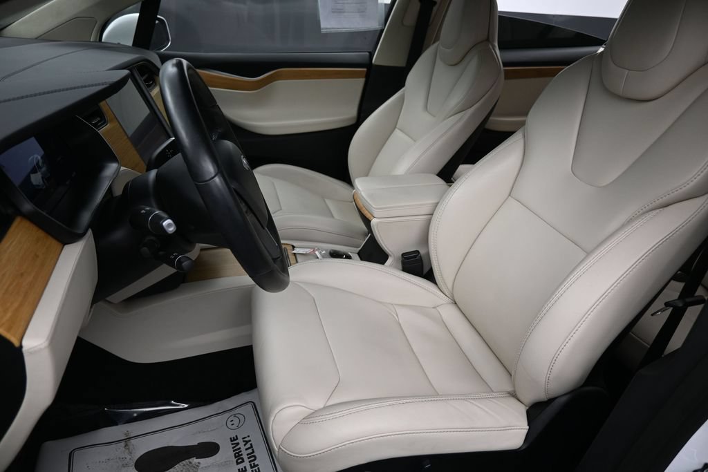 Used 2018 Tesla Model X 75D AWD/4WD image 26