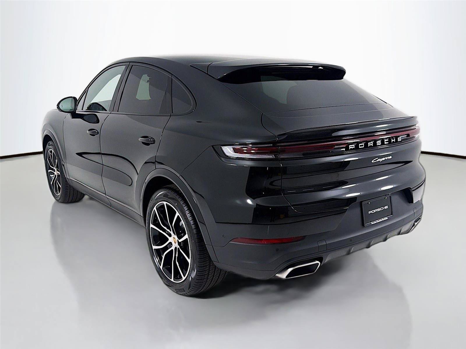 New 2026 Porsche Cayenne Coupe AWD/4WD image 3