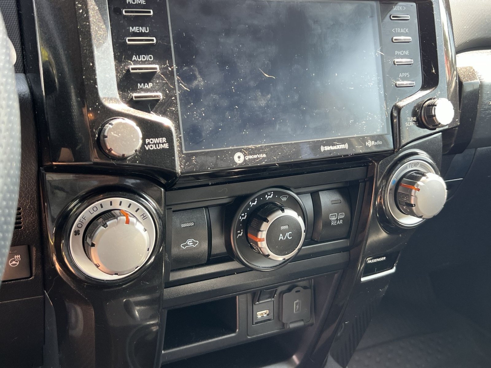 Used 2024 Toyota 4Runner TRD Off-Road Premium w/ Off Road Premium Plus Package AWD/4WD image 17