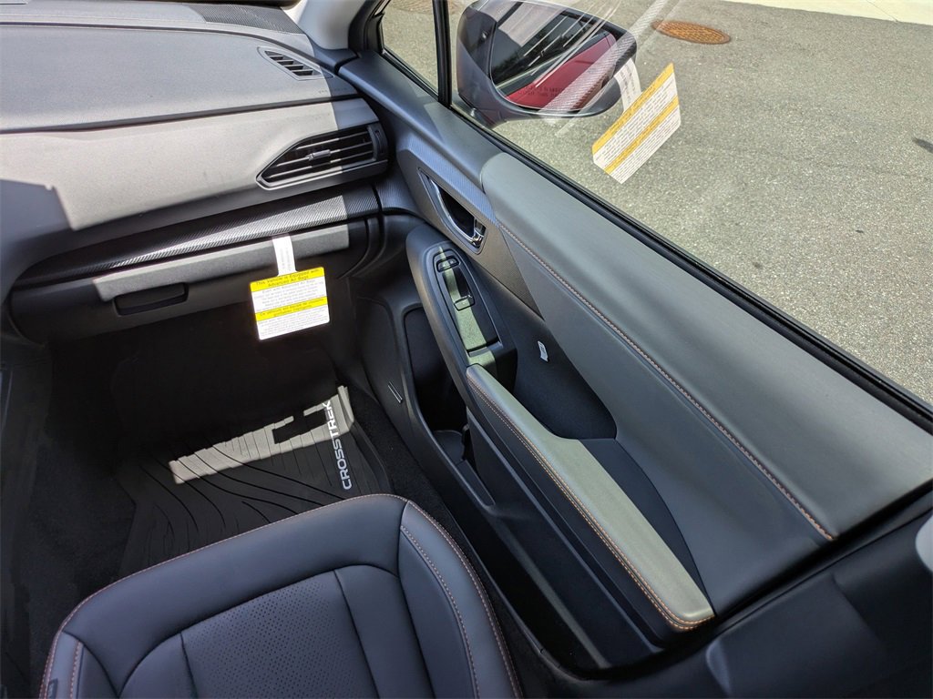 New 2025 Subaru Crosstrek 2.5i Limited w/ Popular Package #3A image 18