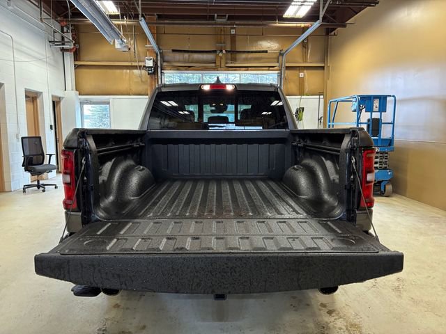 New 2026 RAM 1500 4x4 Crew Cab image 18
