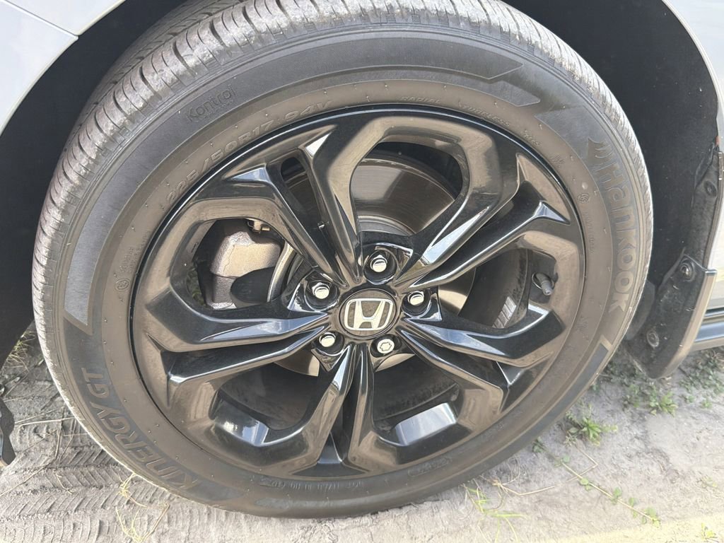 Used 2025 Honda Accord SE image 5