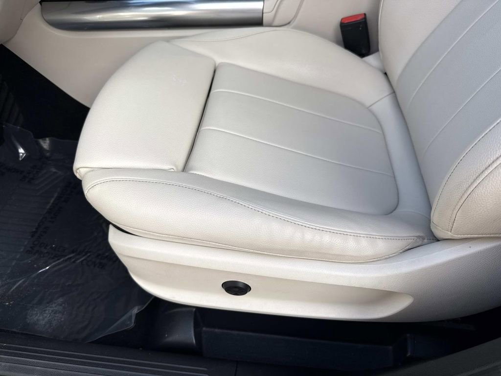 Used 2021 Mercedes-Benz GLA 250 4MATIC image 27