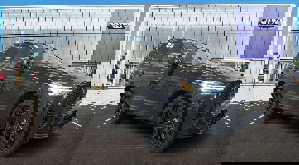 New 2026 Volvo XC60 T8 Ultra w/ Protection Package Premier image 1