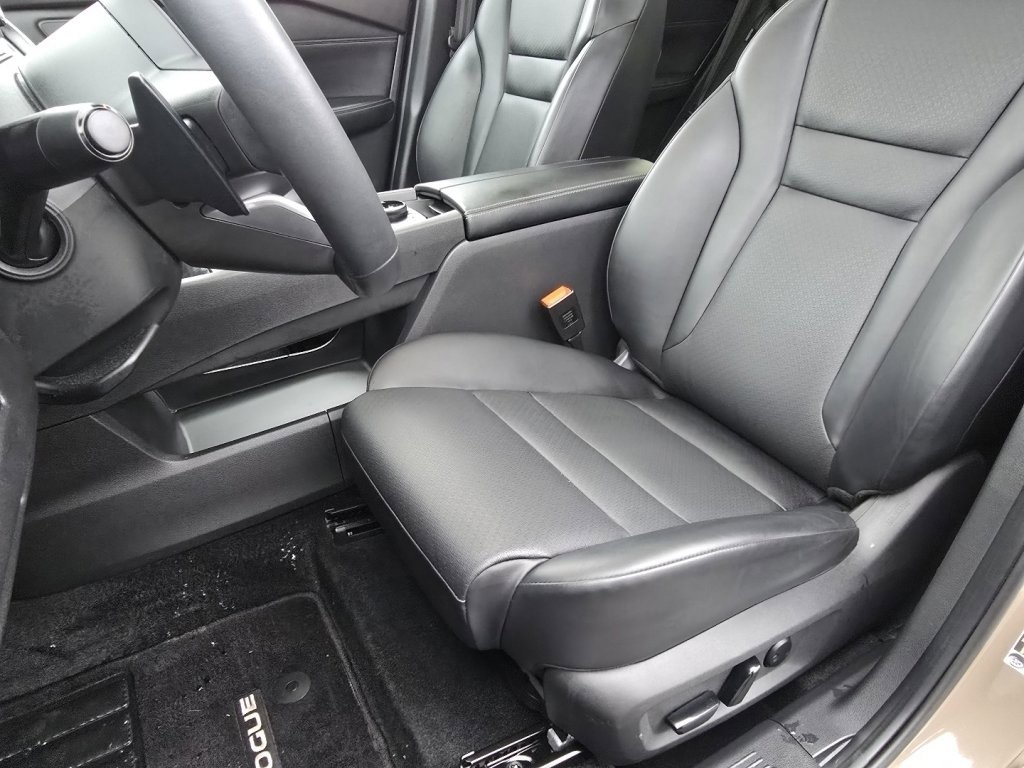 Certified 2024 Nissan Rogue SV w/ SV Premium Package image 20