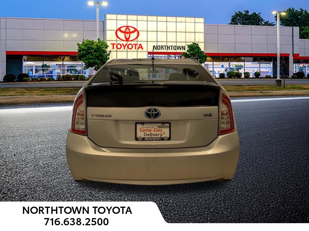 Used 2014 Toyota Prius Two image 17