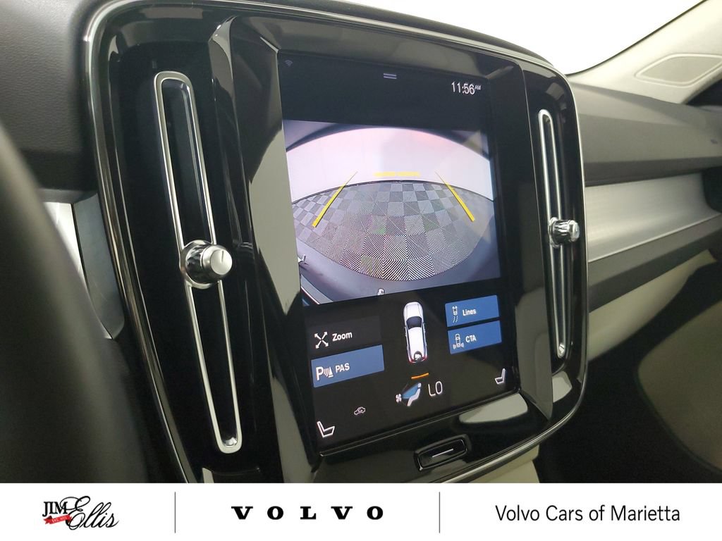 Used 2021 Volvo XC40 T5 Momentum w/ Climate Package AWD/4WD image 26