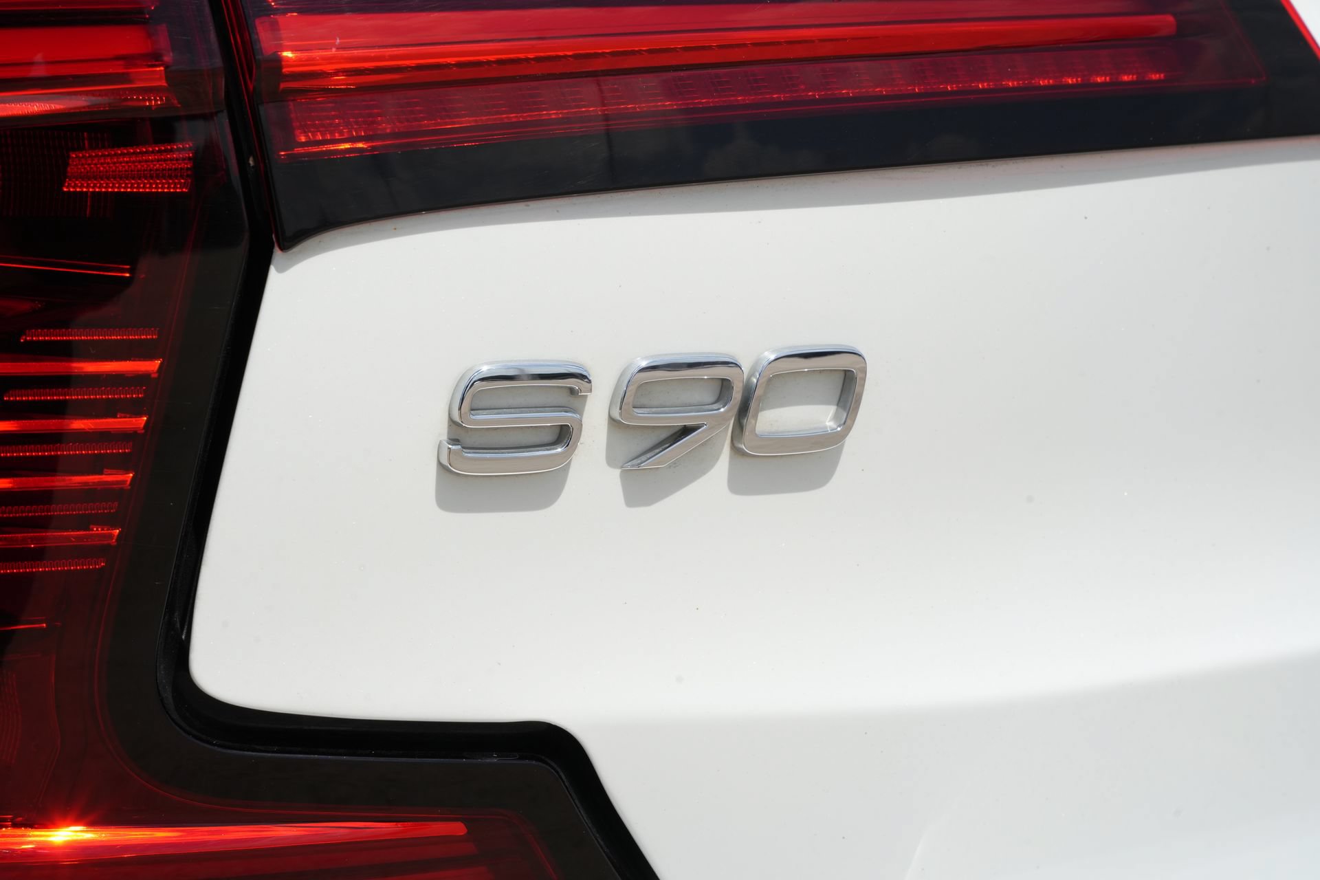 Used 2021 Volvo S90 T6 R-Design w/ Advanced Package AWD/4WD image 17