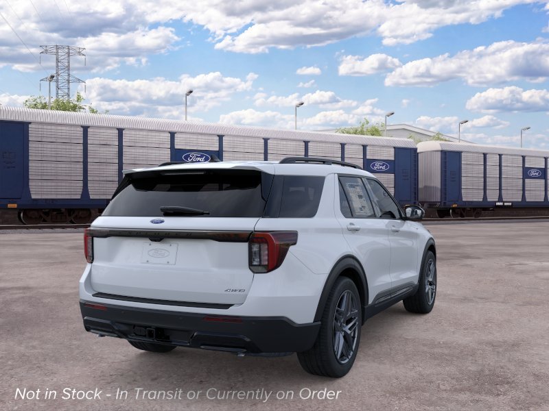 New 2026 Ford Explorer ST-Line w/ ST-Line Street Pack AWD/4WD image 9