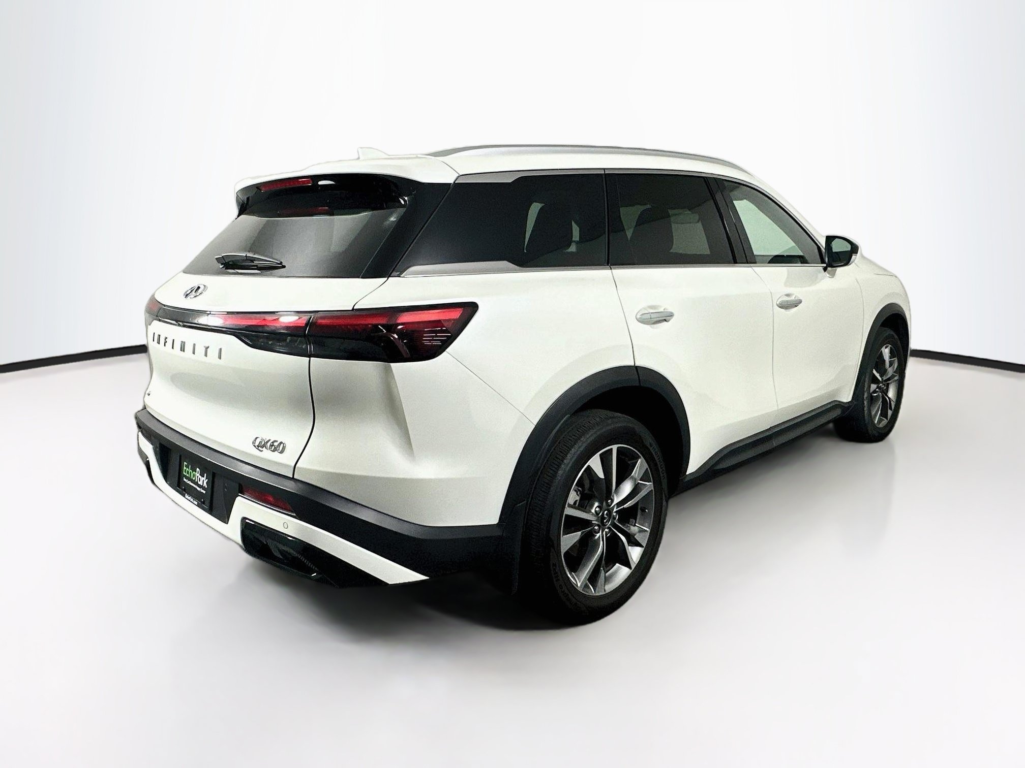 Used 2023 INFINITI QX60 Luxe AWD/4WD image 9
