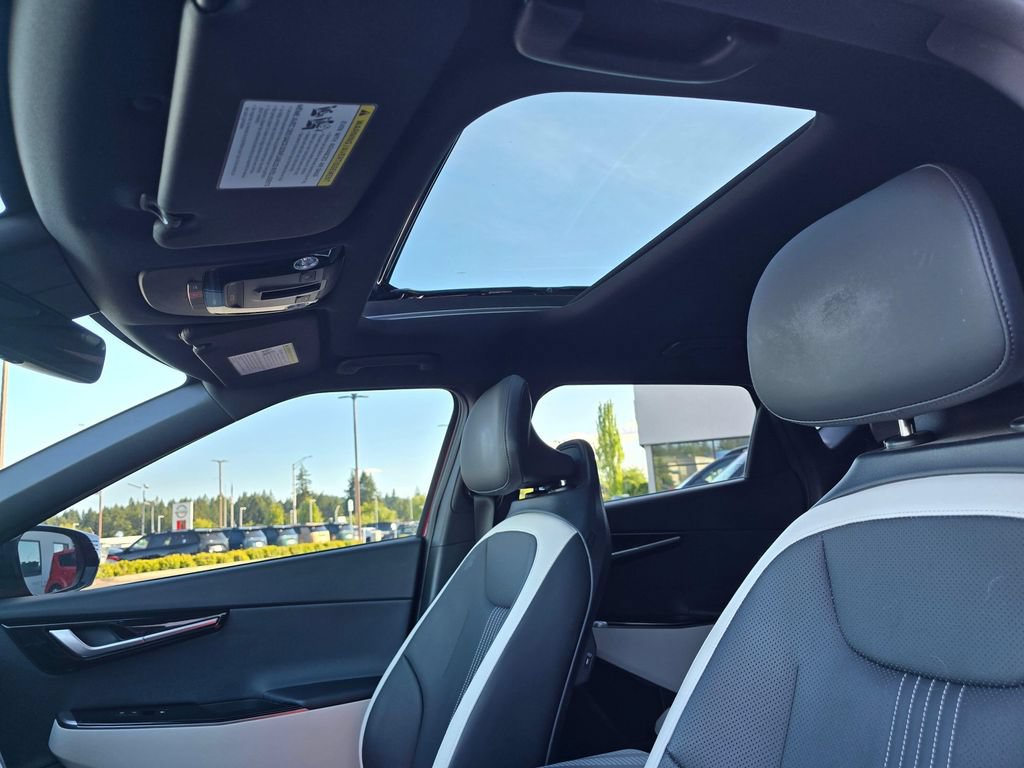 Certified 2024 Kia EV6 GT-Line AWD/4WD image 13