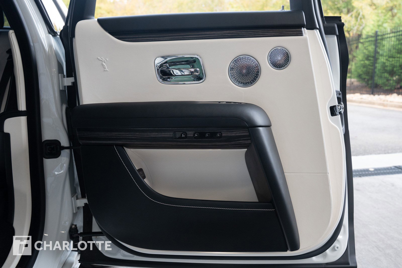 Used 2021 Rolls-Royce Ghost image 32