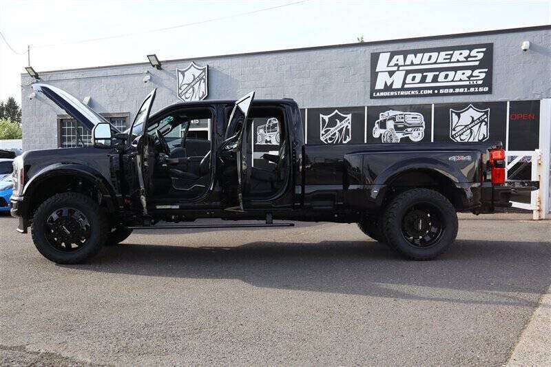 Used 2026 Ford F450 Platinum AWD/4WD image 36