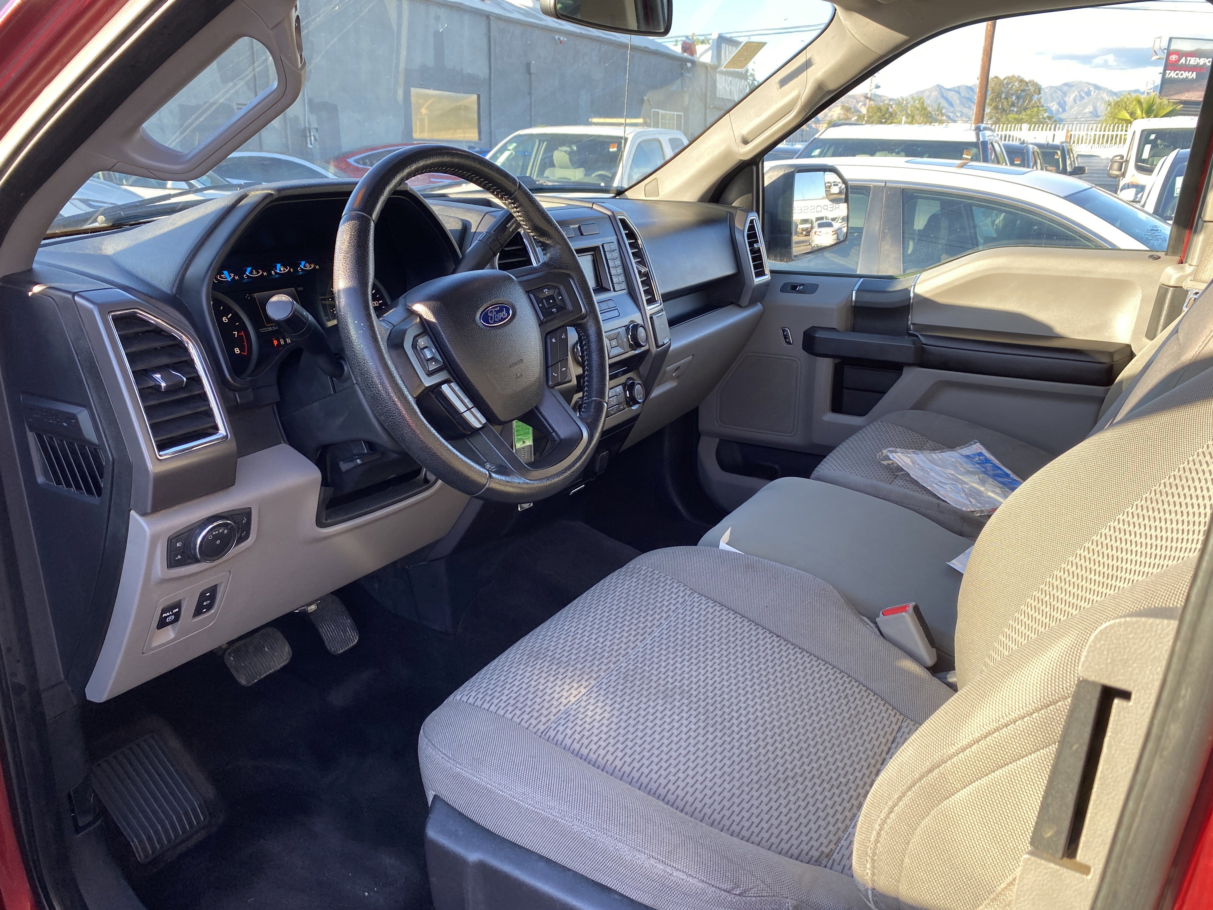 Used 2015 Ford F150 XLT w/ Equipment Group 301A Mid image 8