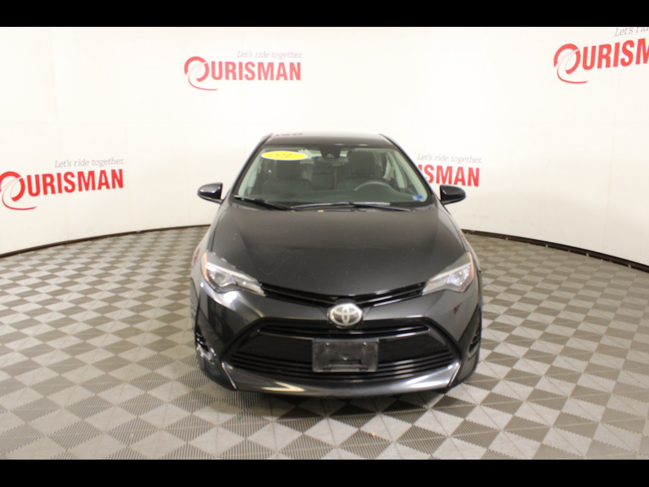 Used 2017 Toyota Corolla LE FWD image 14