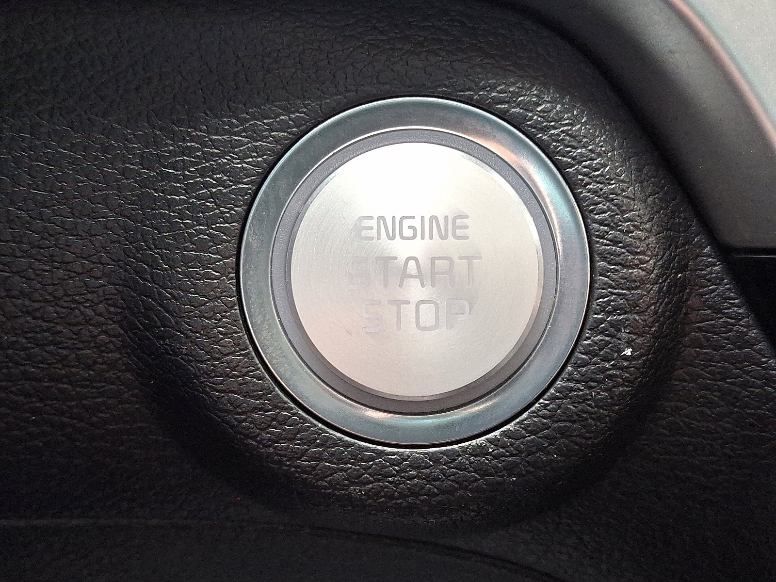 Used 2023 Kia Telluride LX image 23