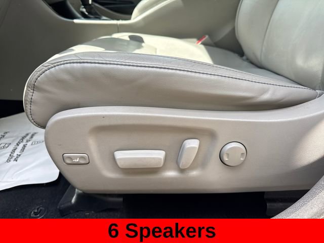 Used 2016 Toyota Highlander XLE image 16