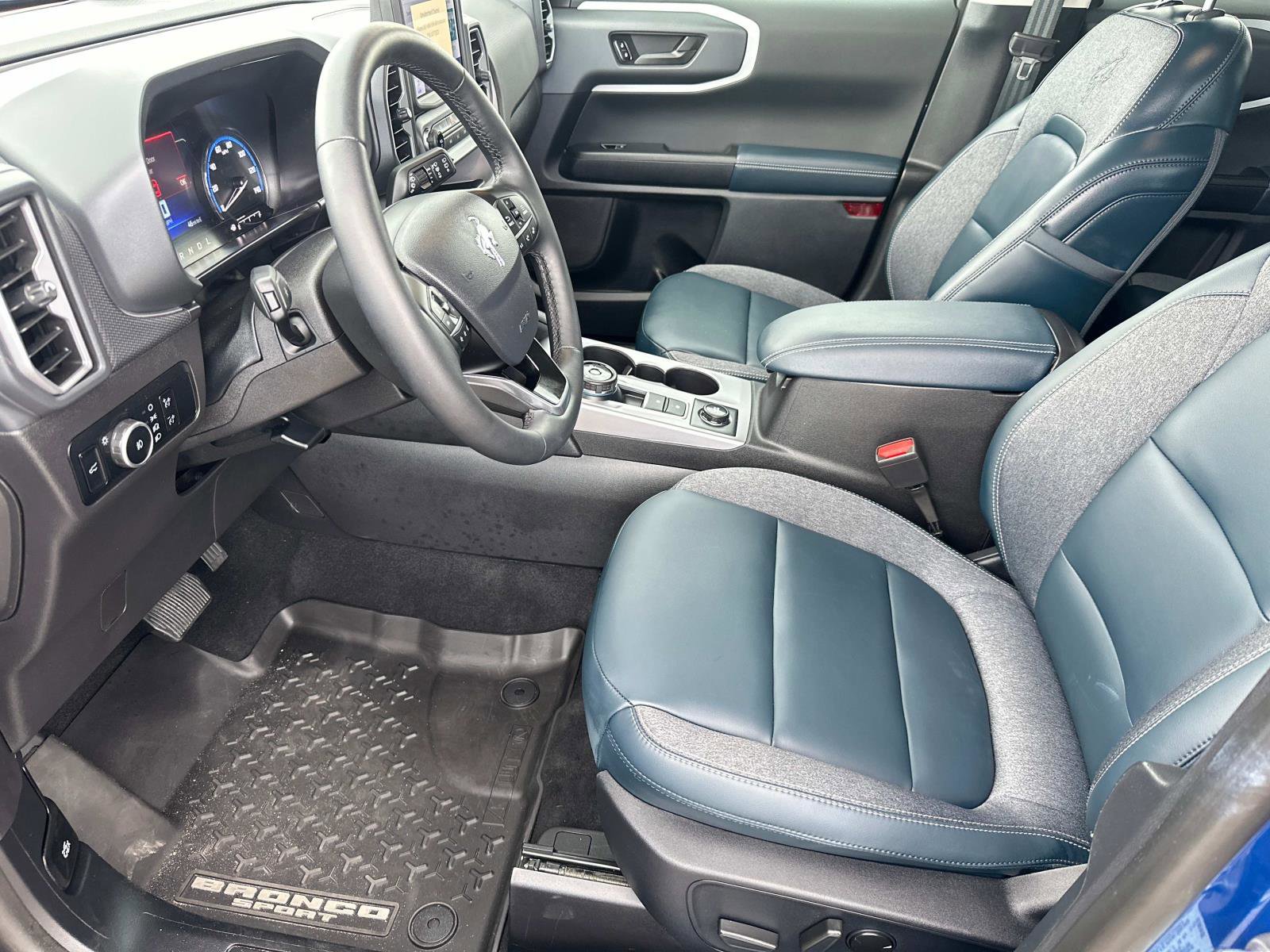 Certified 2024 Ford Bronco Sport Outer Banks w/ Tech Package image 14