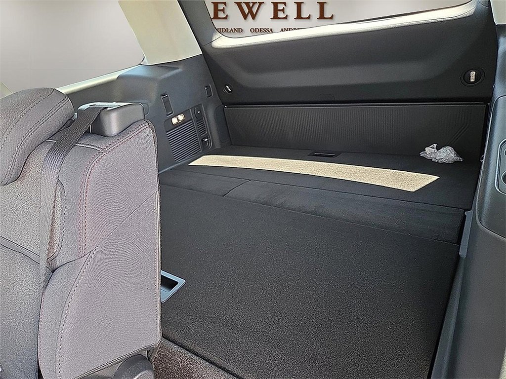 New 2025 Ford Expedition XL image 9