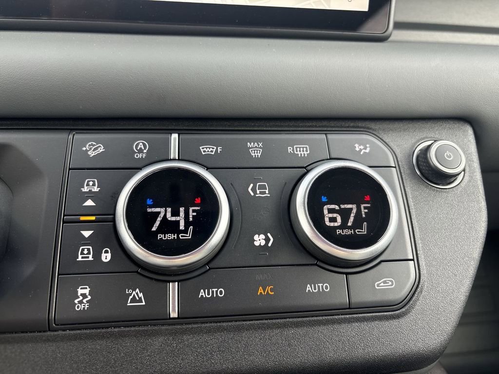 Certified 2024 Land Rover Defender 110 X-Dynamic SE AWD/4WD image 26