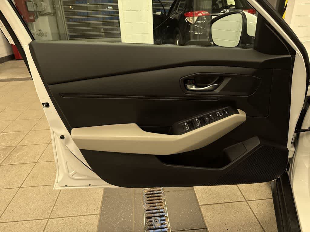 Used 2025 Honda Accord LX image 27
