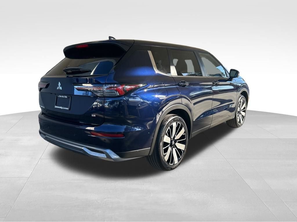 New 2026 Mitsubishi Outlander SE video 3