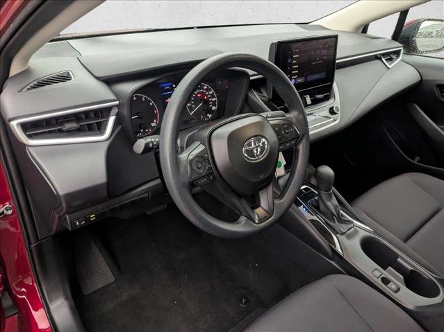 Used 2025 Toyota Corolla LE image 9
