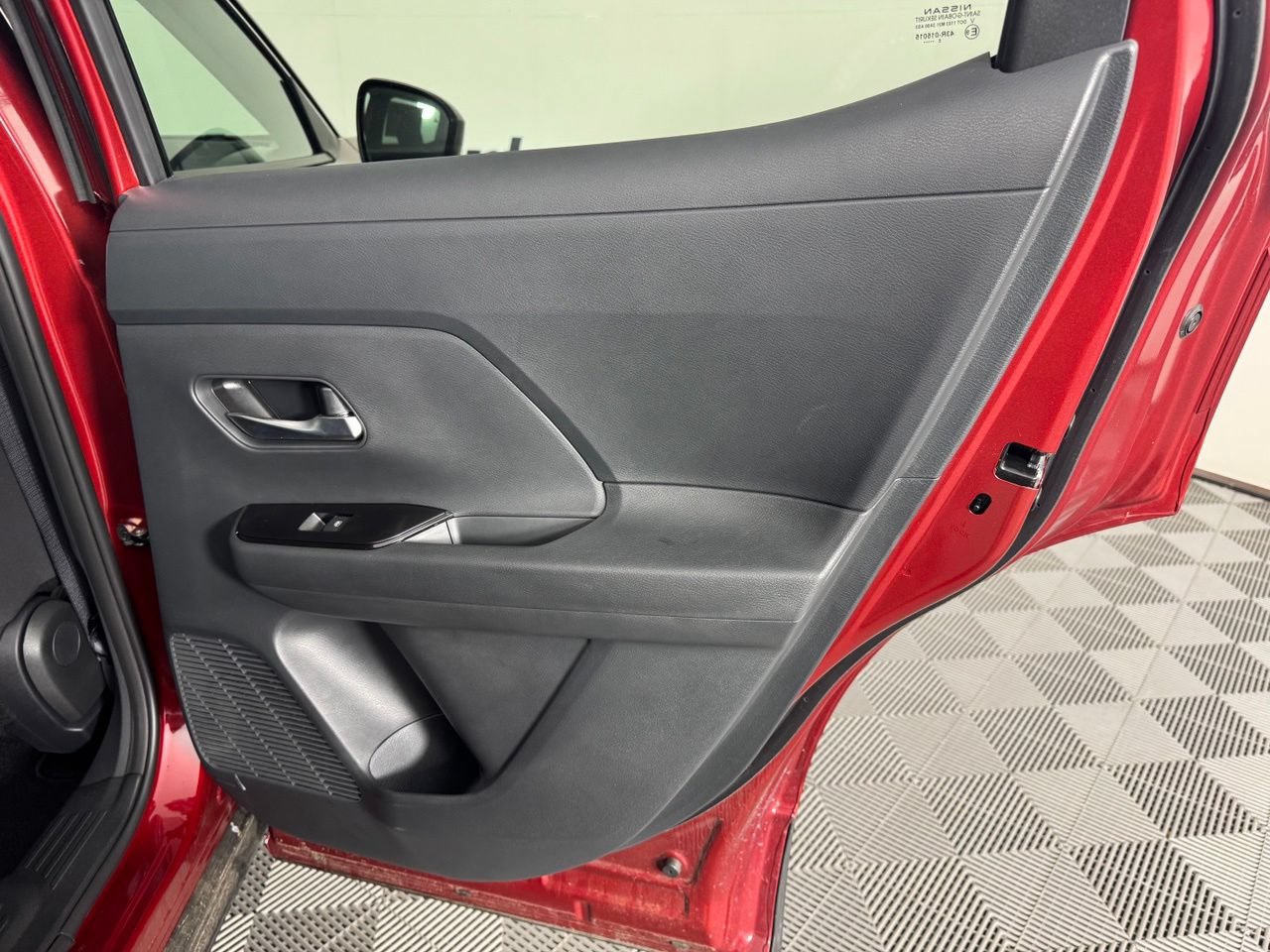 Used 2026 Nissan Kicks SV FWD image 31