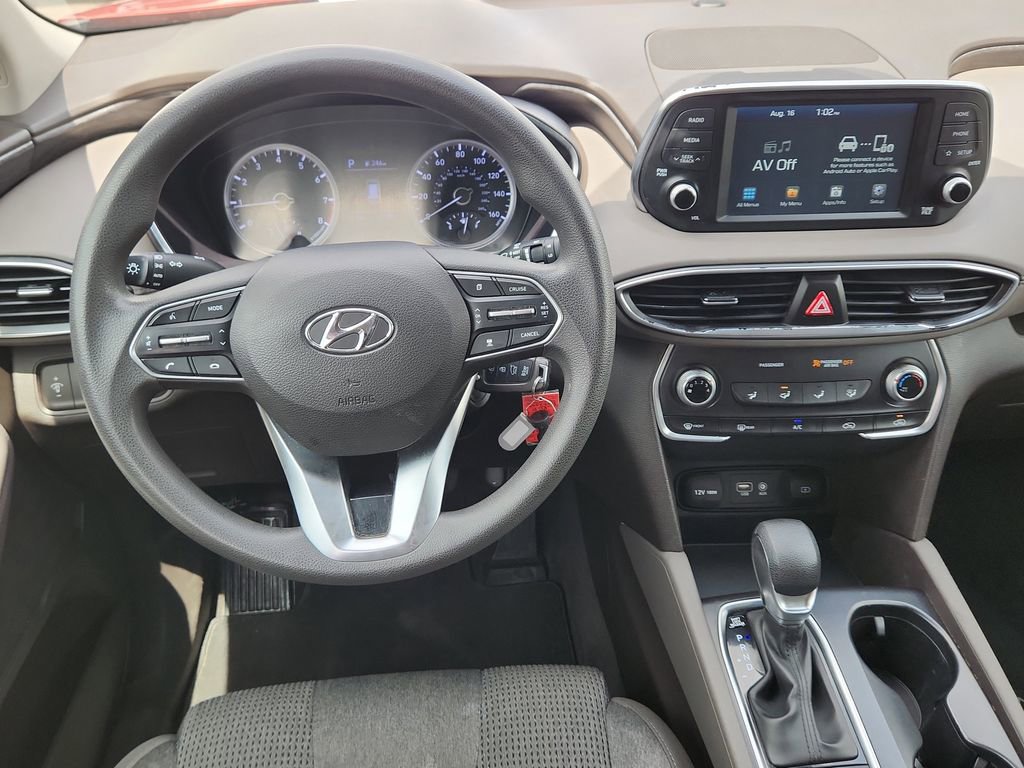 Used 2019 Hyundai Santa Fe SE image 11