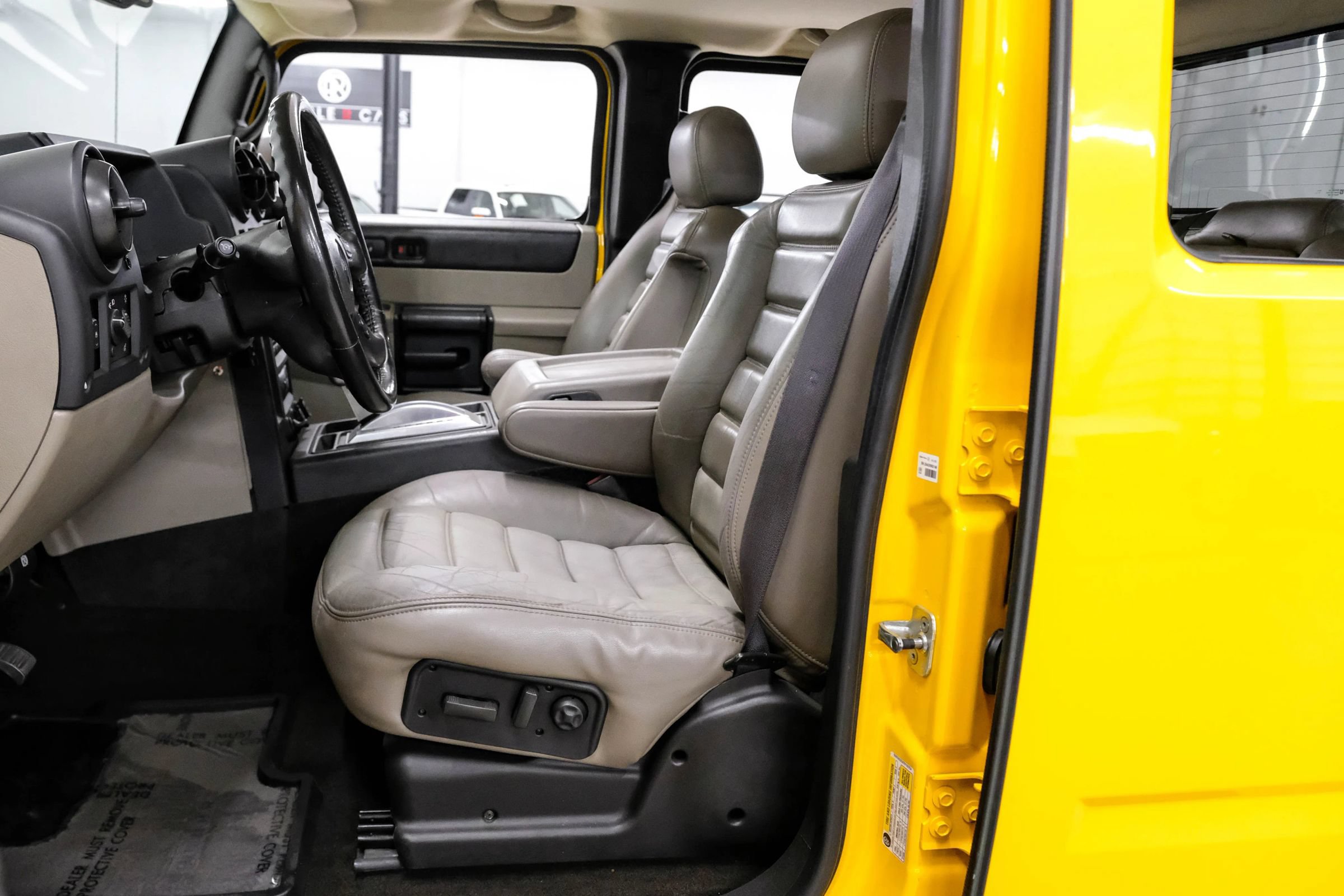 Used 2007 HUMMER H2 SUT AWD/4WD image 3
