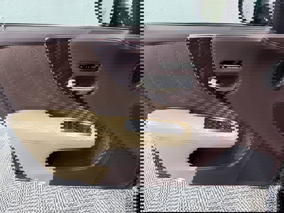 Used 2019 Lexus LS 500 AWD image 10