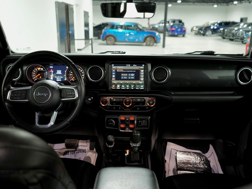 Used 2022 Jeep Wrangler Unlimited Sahara image 14