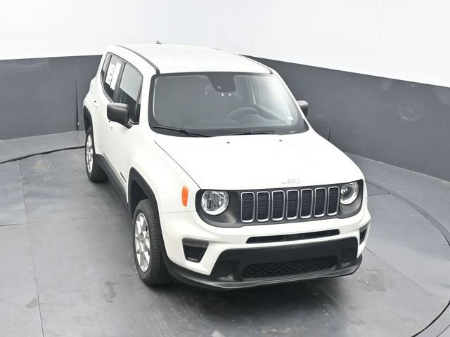 Used 2023 Jeep Renegade Latitude AWD/4WD image 53