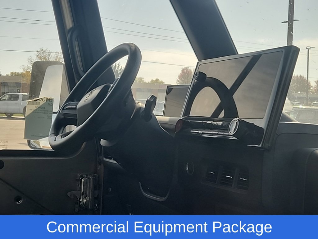 Used 2024 Chevrolet Brightdrop 600 w/ Commercial Equipment Package AWD/4WD image 14
