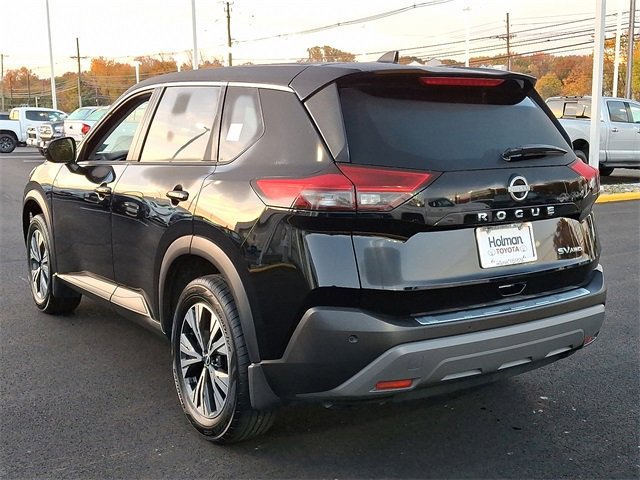 Used 2023 Nissan Rogue SV image 5