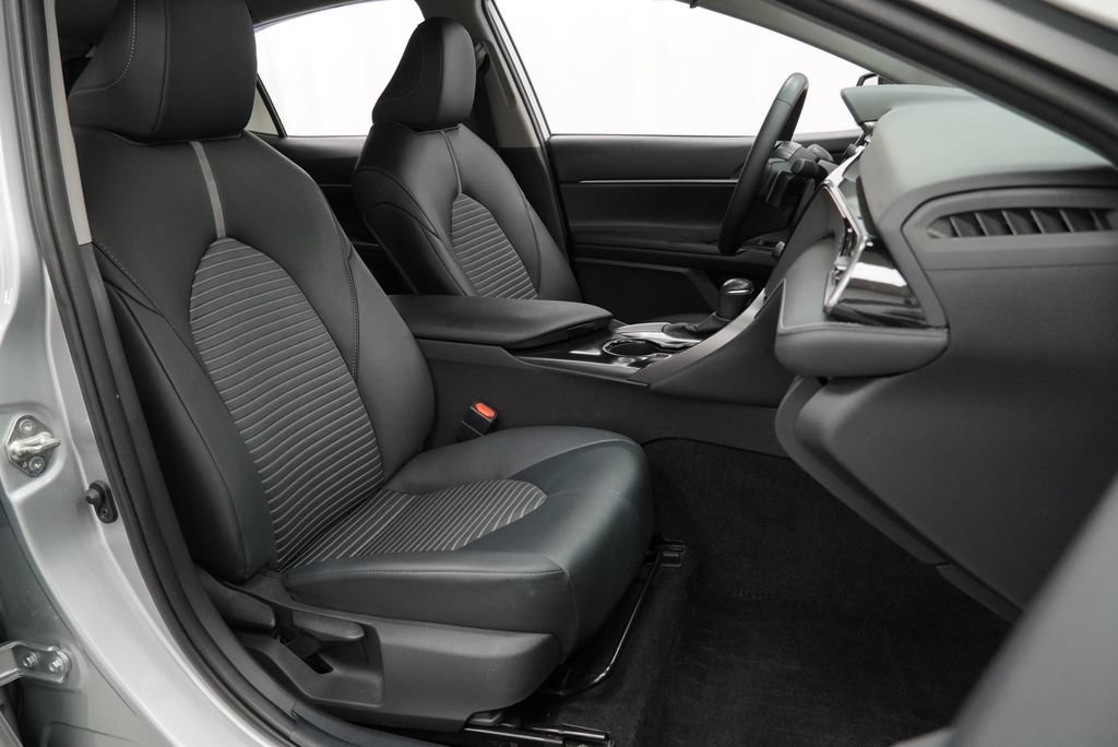 Used 2020 Toyota Camry SE FWD image 47