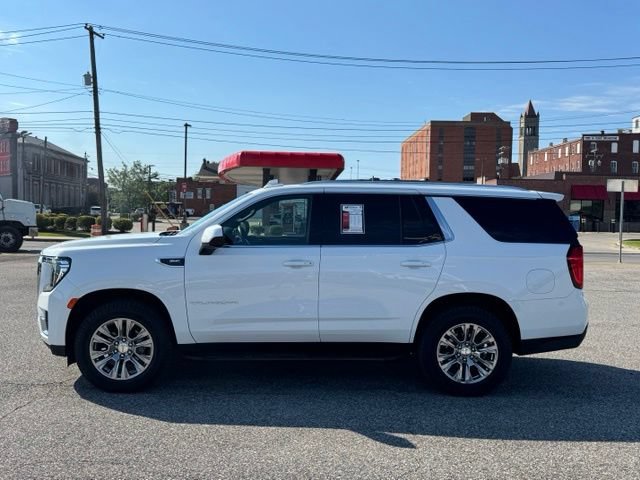 Used 2023 GMC Yukon SLE AWD/4WD image 3