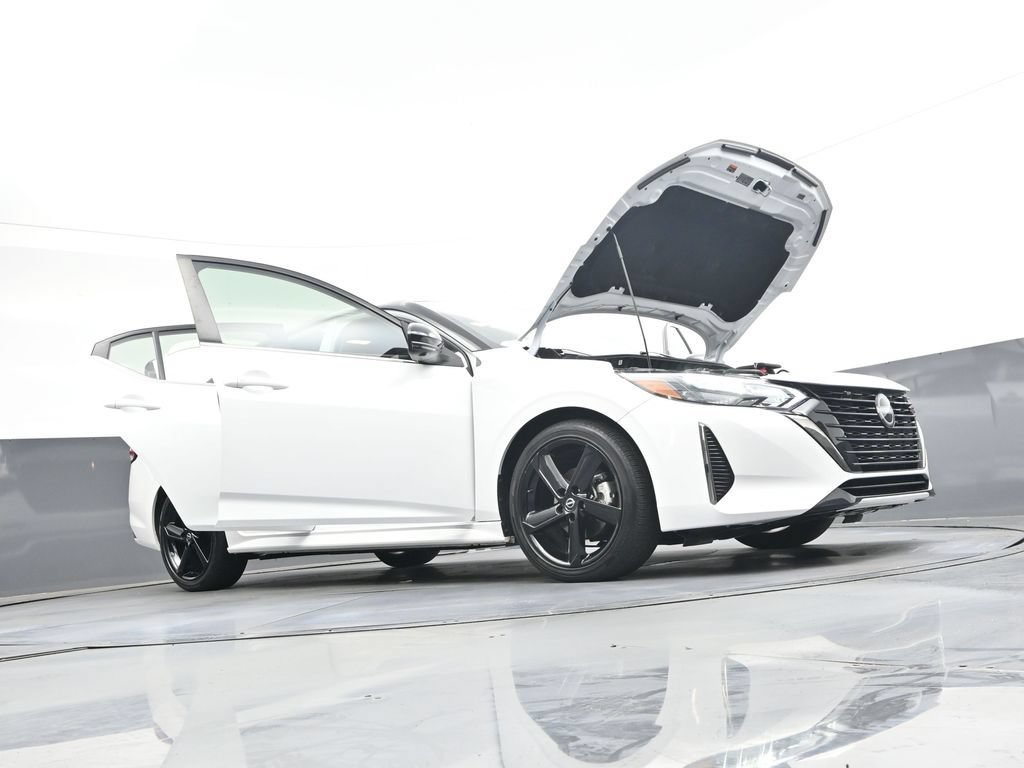 Certified 2024 Nissan Sentra SR w/ SR Premium Package FWD image 55