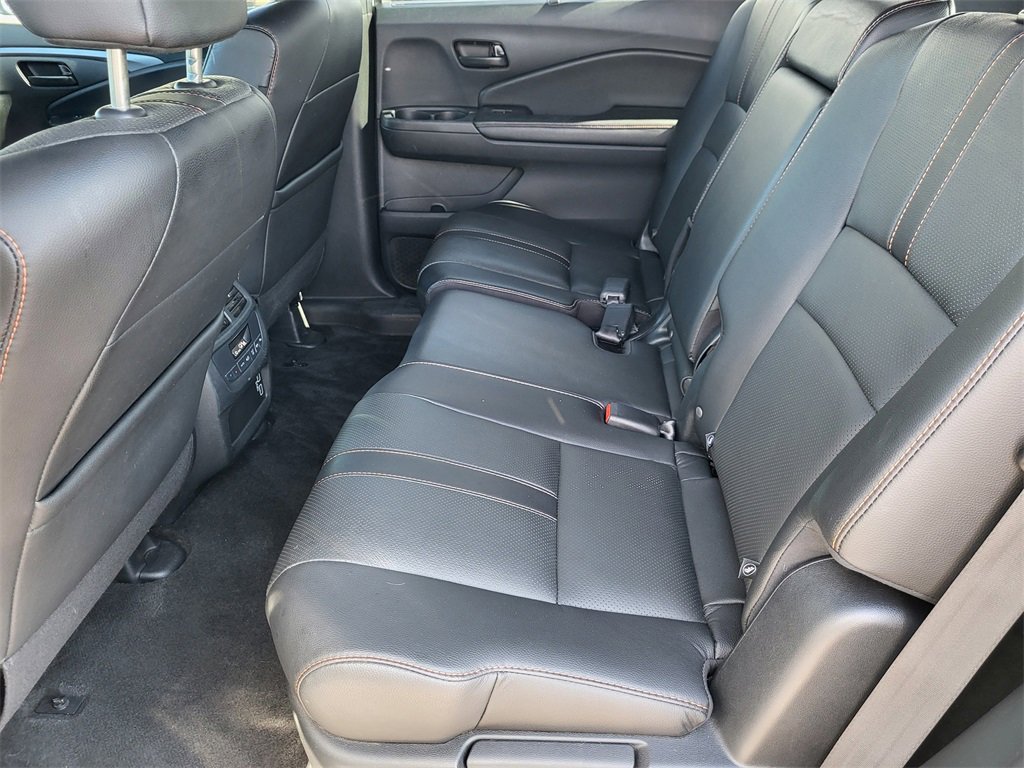 Used 2022 Honda Pilot TrailSport image 17