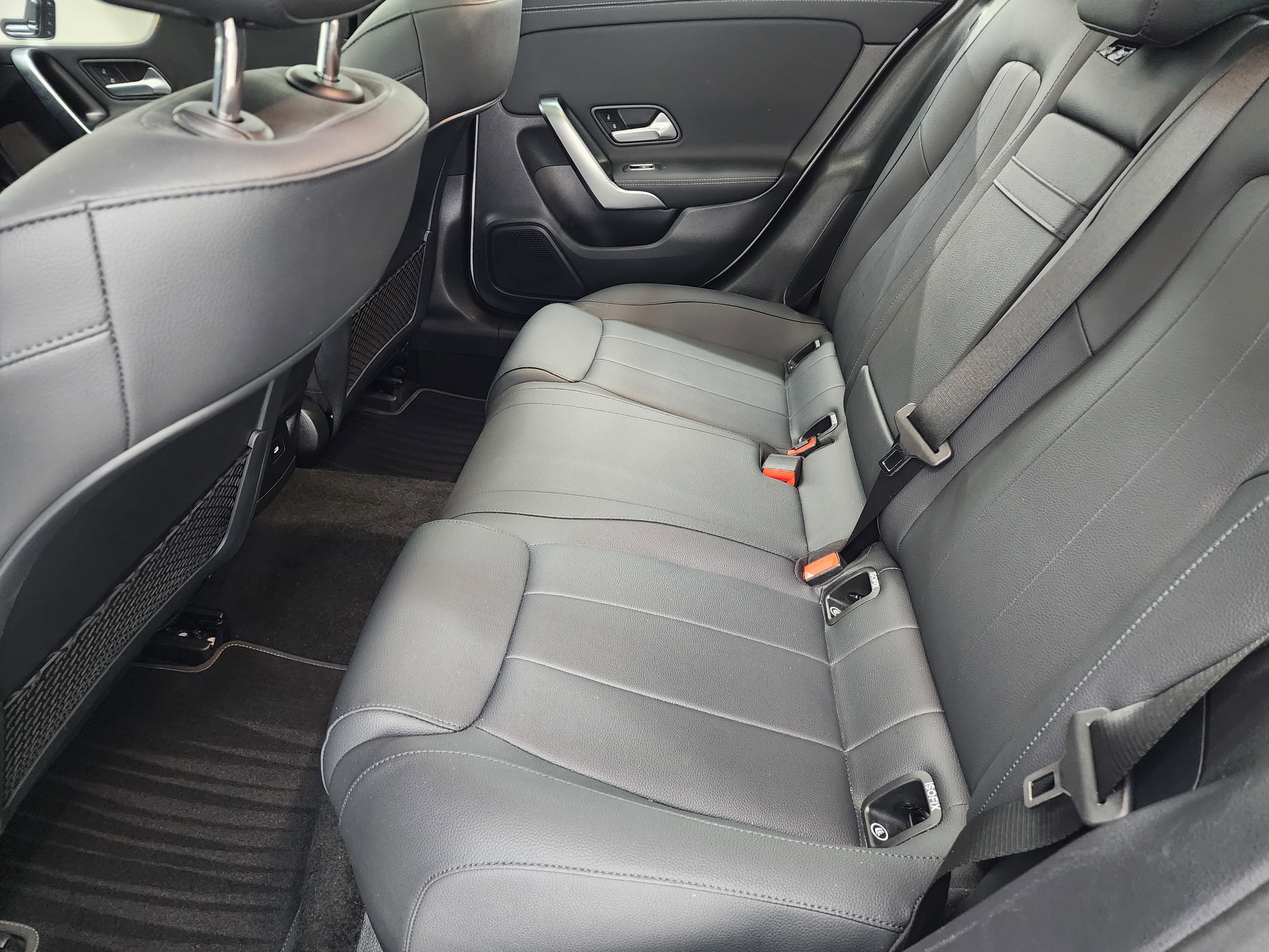 Used 2025 Mercedes-Benz CLA 250 4MATIC image 35