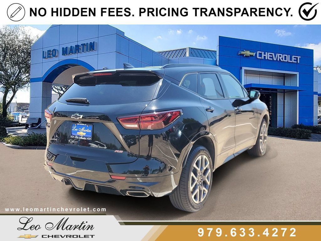 Used 2025 Chevrolet Blazer RS AWD/4WD image 3