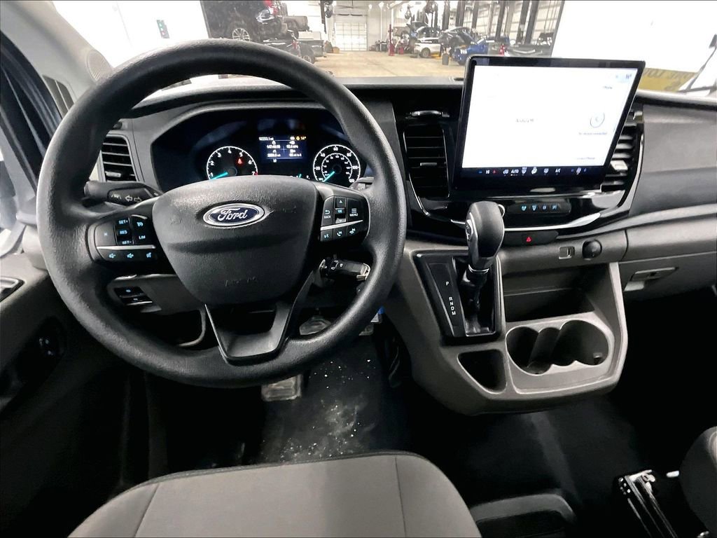 Used 2024 Ford Transit 350 XLT image 17