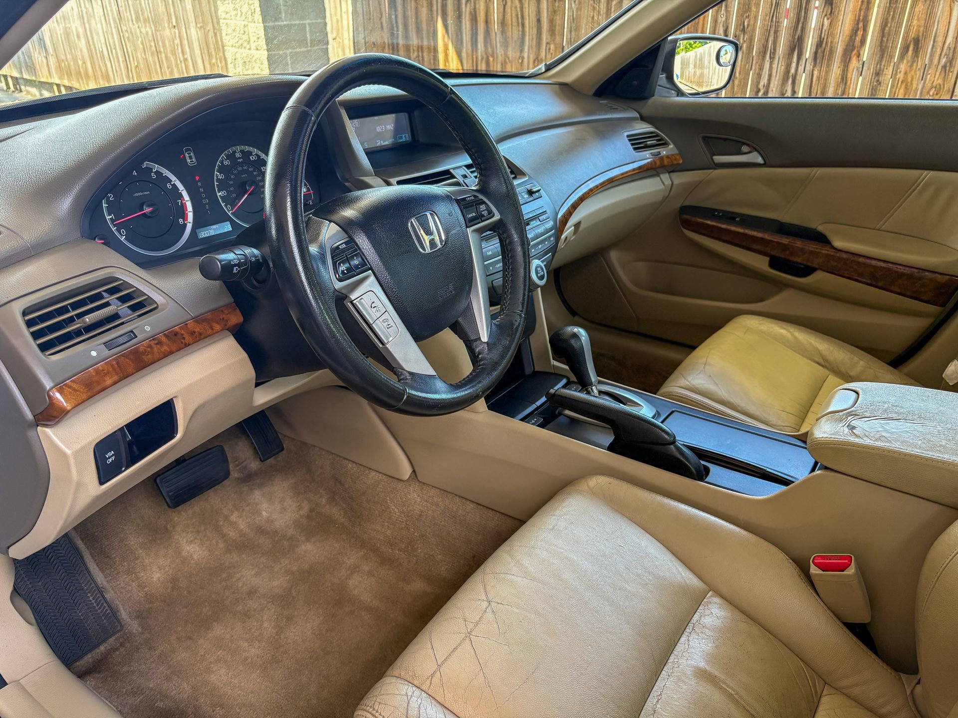 Used 2010 Honda Accord EX-L image 5