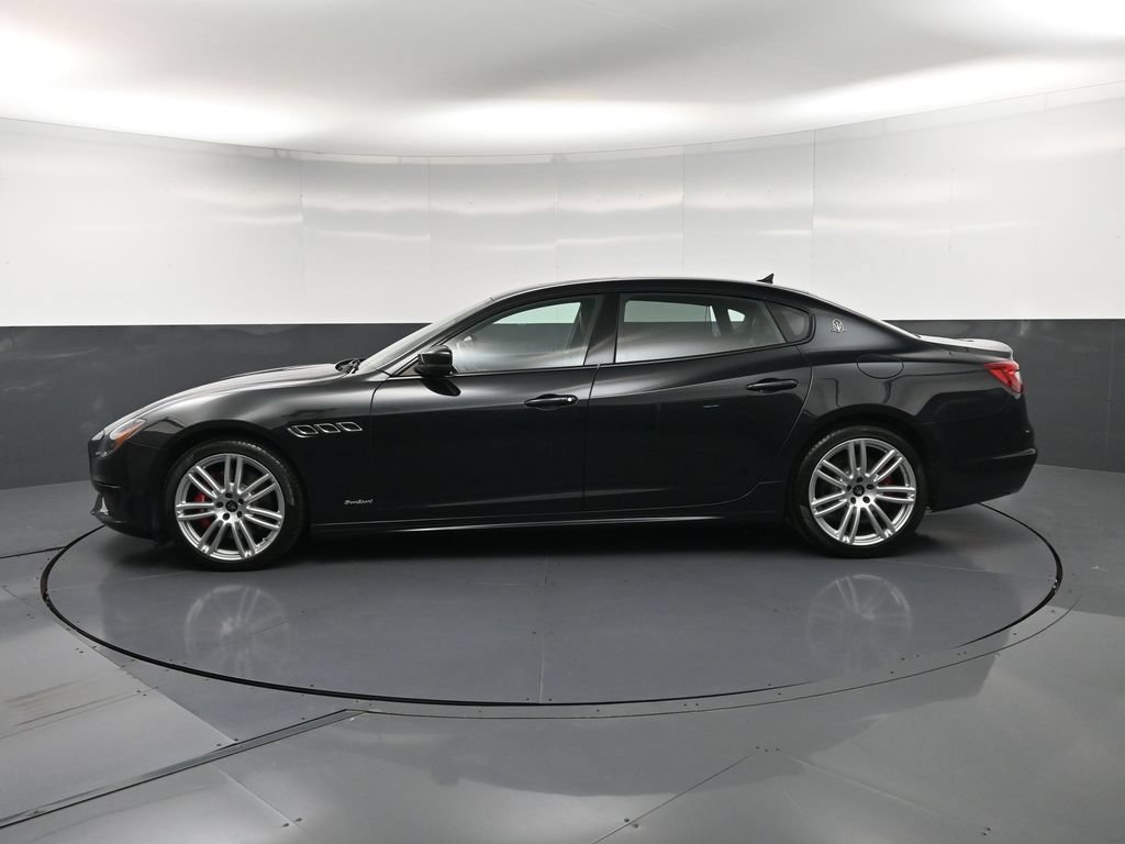 Used 2020 Maserati Quattroporte S GranSport Q4 AWD/4WD image 2