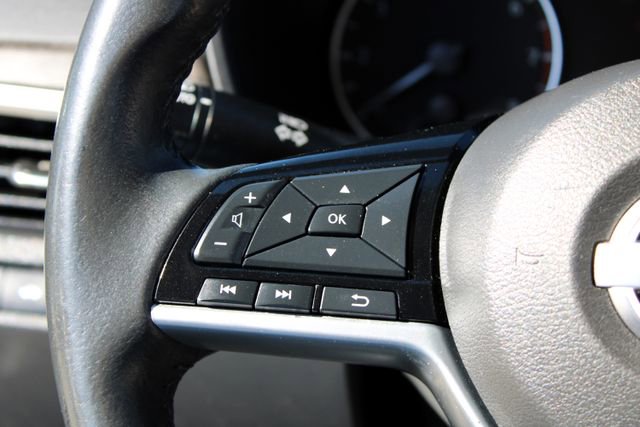 Used 2023 Nissan Altima 2.5 SV w/ SV Premium Package FWD image 19