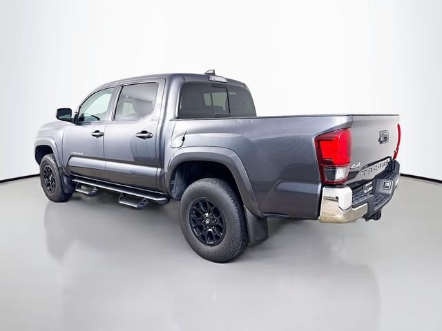Used 2021 Toyota Tacoma SR5 AWD/4WD image 5